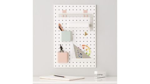 Office desk organization ideas that will improve the way you
work 1