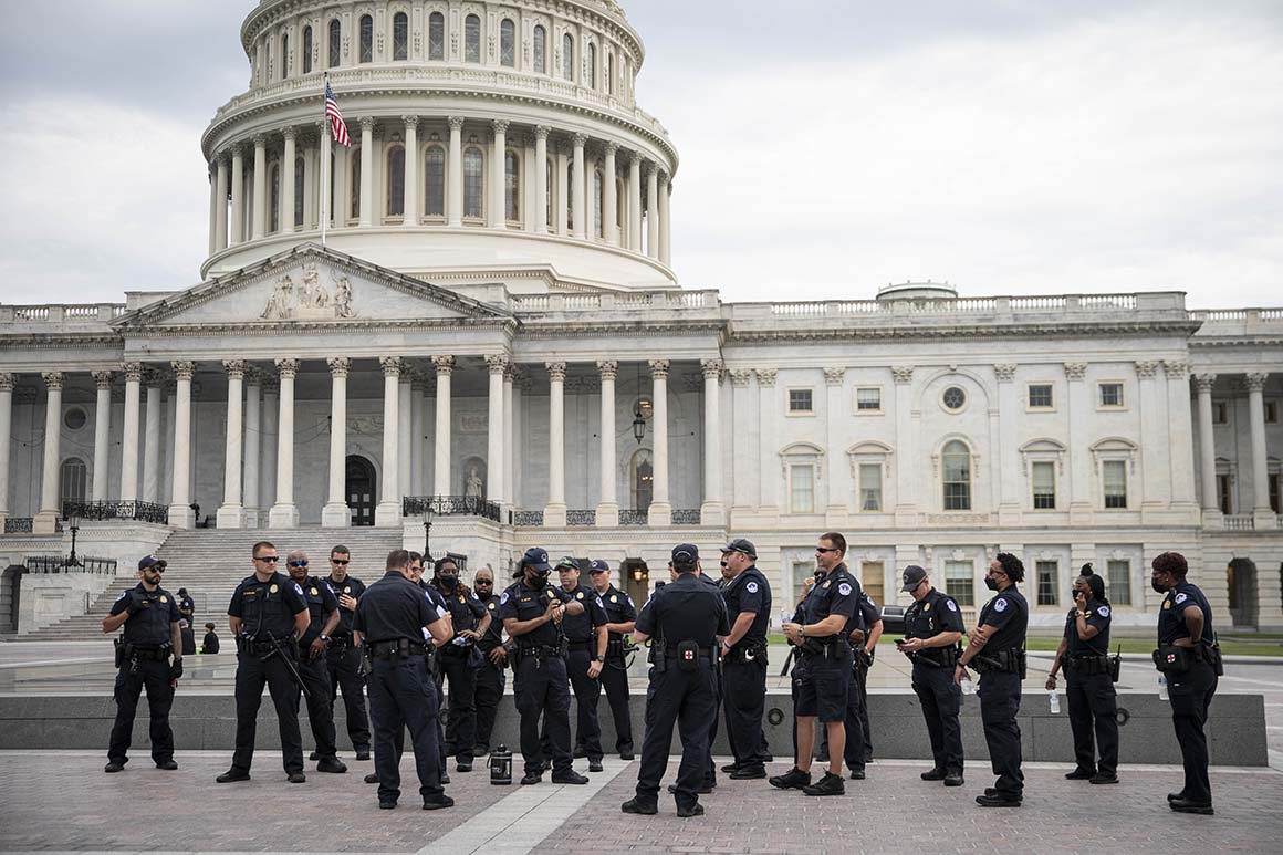 Capitol Police officers to get briefed on Sept. 18 rally
against Jan. 6 arrests 1