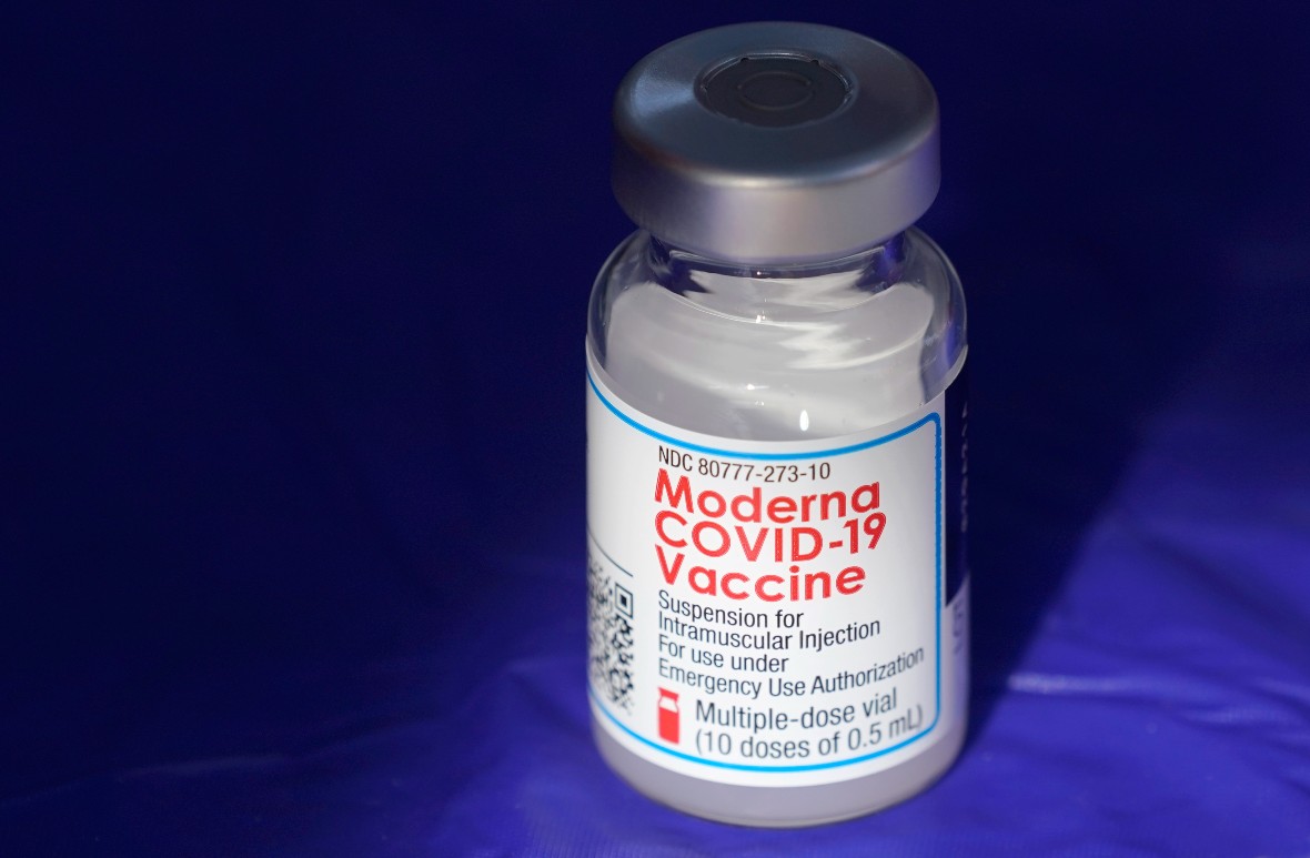 CDC study finds Moderna vaccine is best at preventing
Covid-19 hospitalization 1