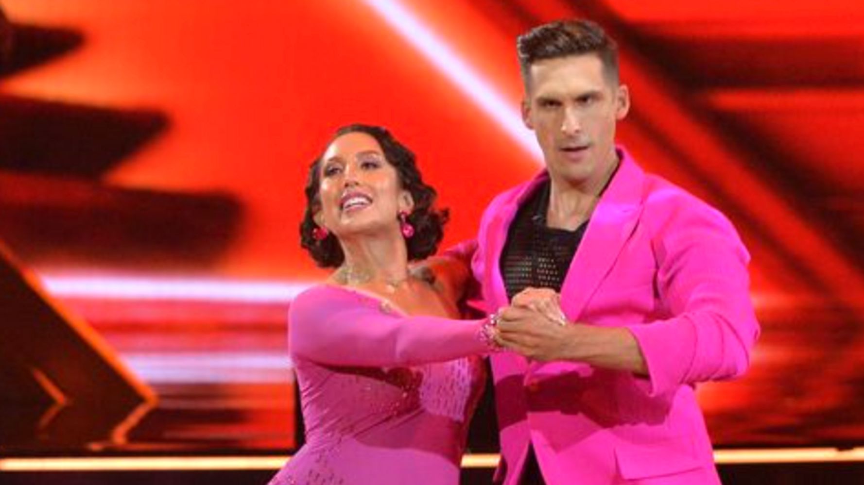 Cheryl Burke’s Tearful COVID-19 Revelation Shakes Up
‘Dancing With The Stars’ 1