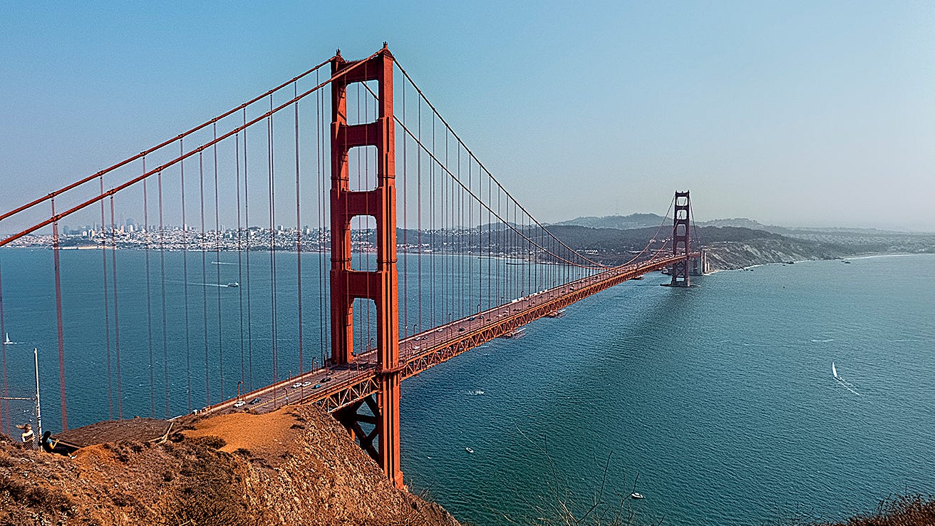 'This injustice must stop': Protesters block Golden Gate
Bridge, demand immigration reform 1