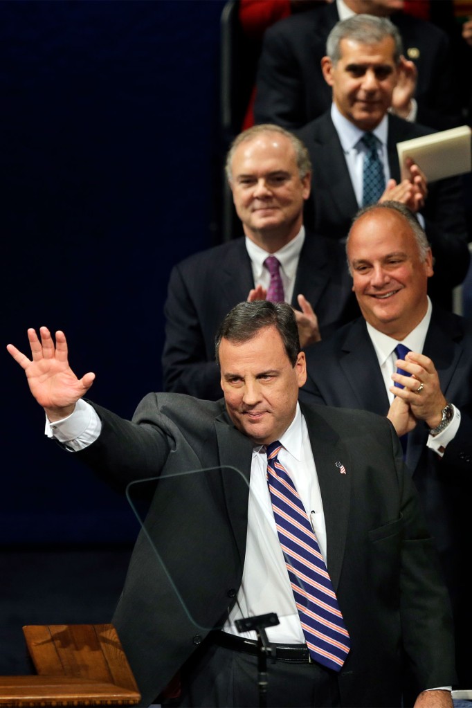 Chris Christie’s nephew’s bar mitzvah leads to COVID-19
outbreak, NJ school closure 1