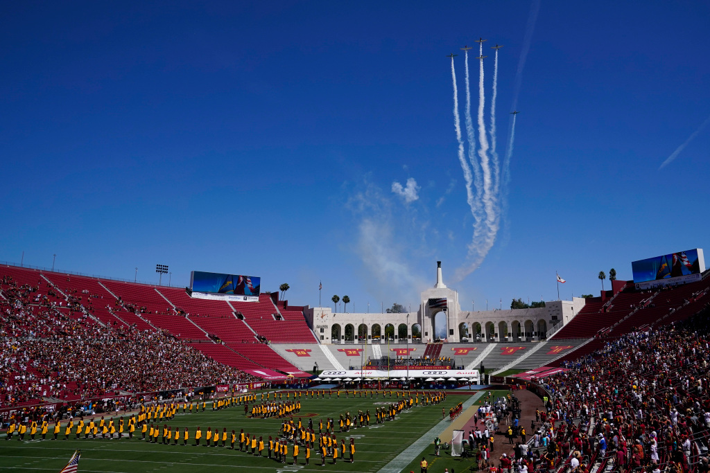 NASCAR shifts season-opening exhibition to Los Angeles
Memorial Coliseum 1