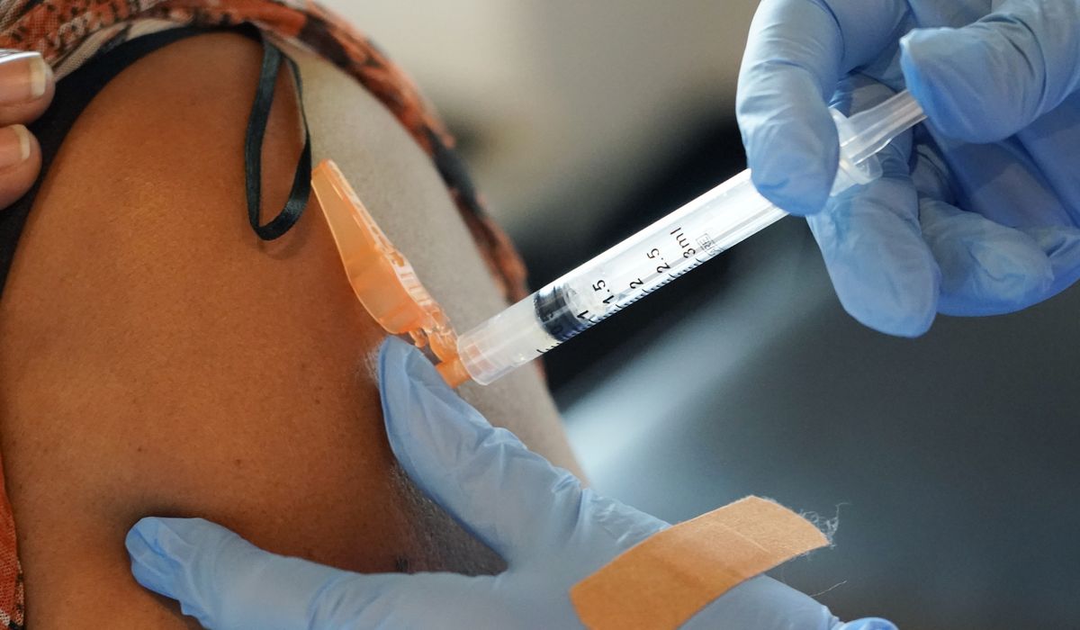 Breakthrough COVID-19 infections upend 'Aladdin' reopening,
Harvard classes 1