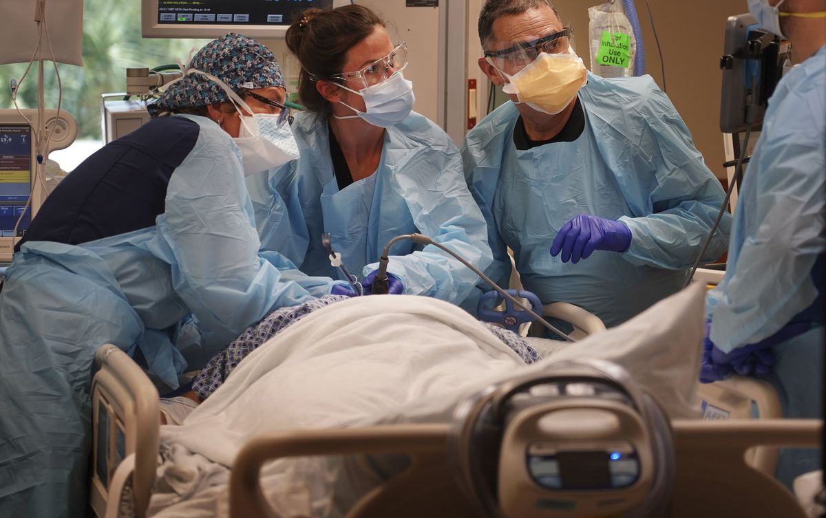 Column: Why do unvaccinated people in Florida — land of
predictable tragedies — keep dying from COVID-19? 1 Column: Why do unvaccinated people in Florida — land of
predictable tragedies — keep dying from COVID-19? 1
