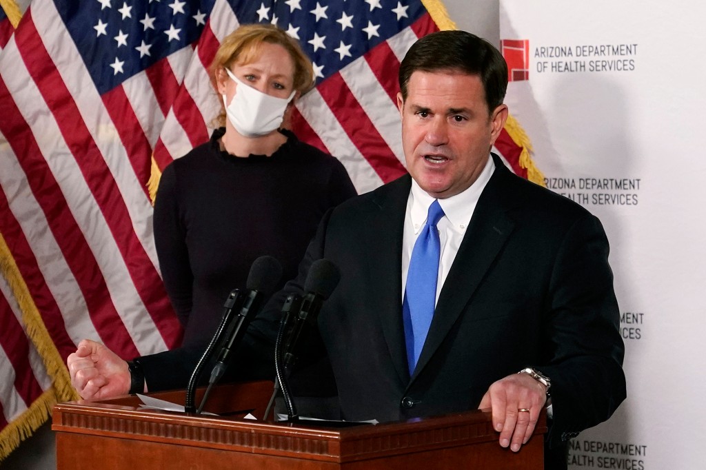 Judge blocks Arizona laws banning school, city mask
mandates 1