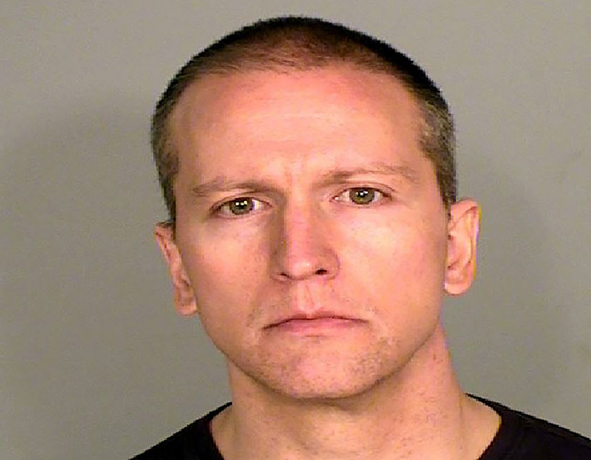 Former Minneapolis police officer jailed after kneeling on
George Floyd’s neck to be arraigned in separate case involving
similar method of restraint 1