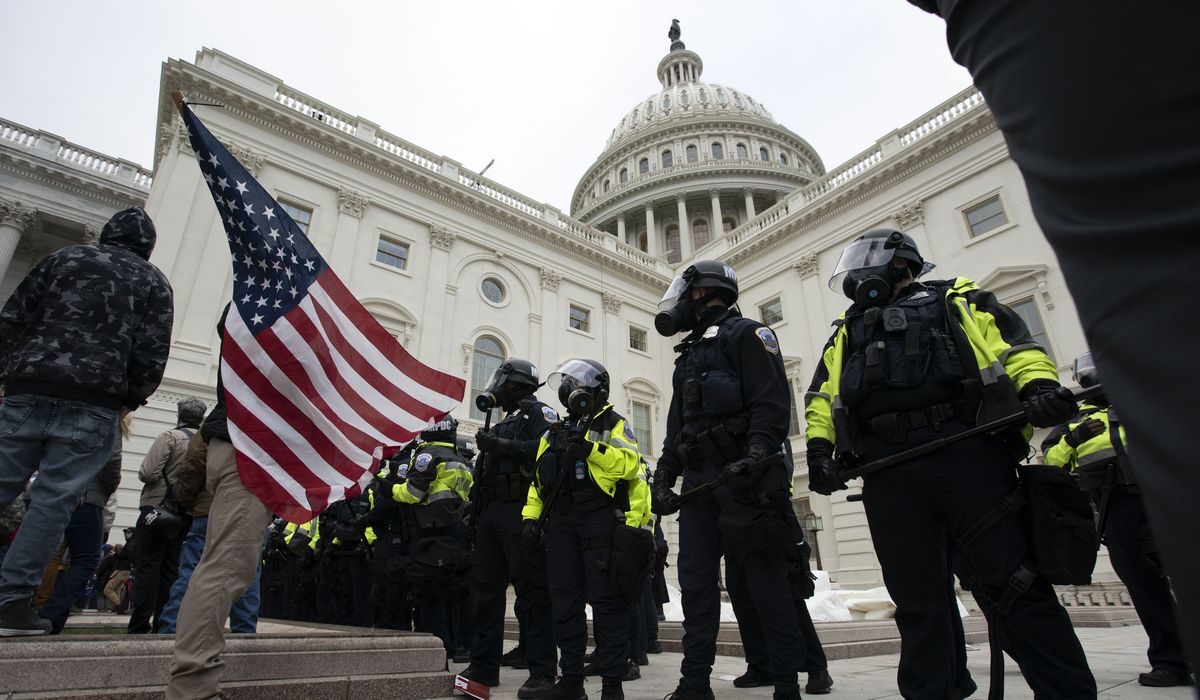 Six Capitol police officers face disciplinary action for
Jan. 6 conduct 1