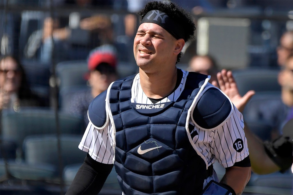Gary Sanchez gaffe opens floodgates in ugly Yankees
loss 1