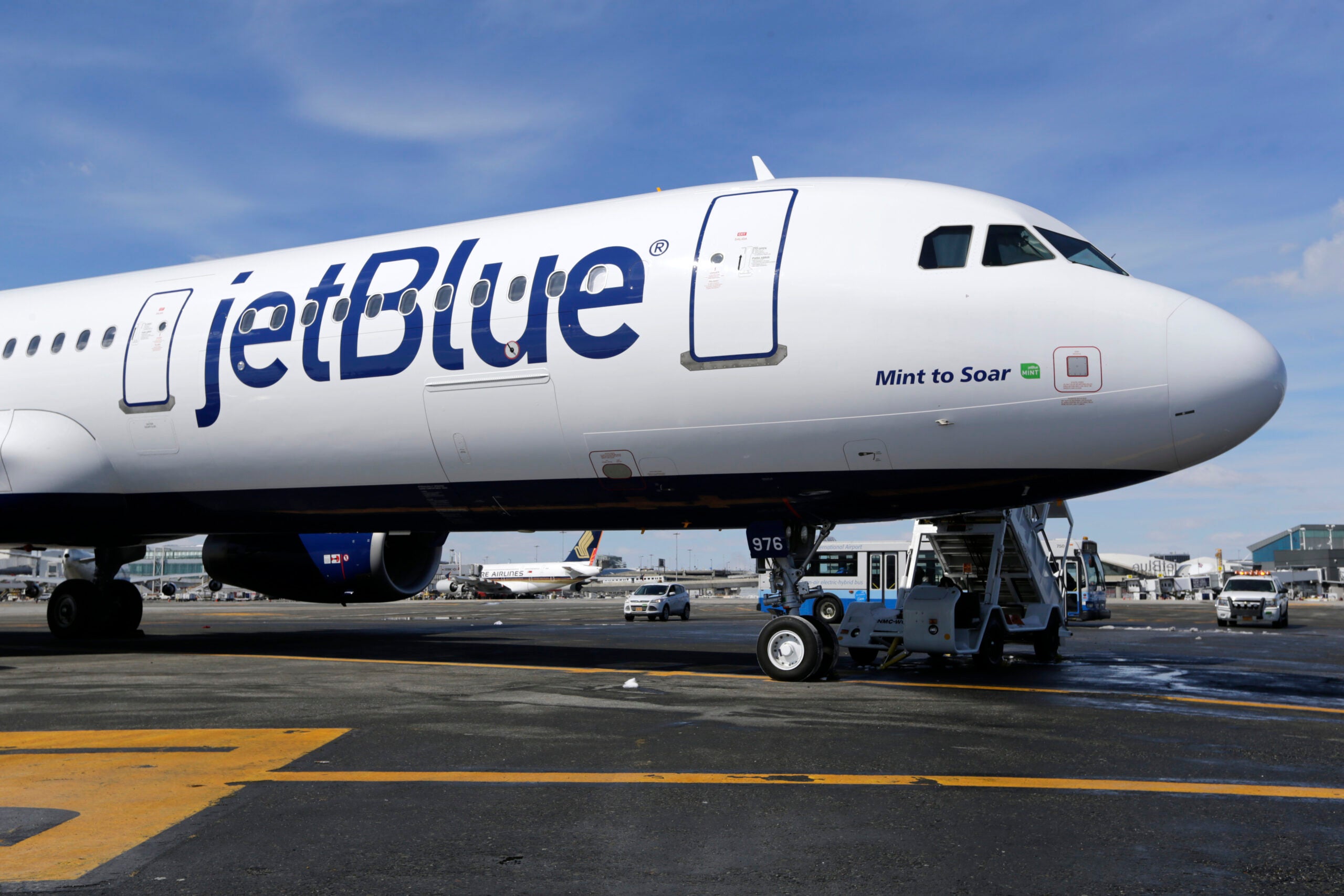 JetBlue has one of the best business-class seats for
solo travelers, according to The Points Guy 1