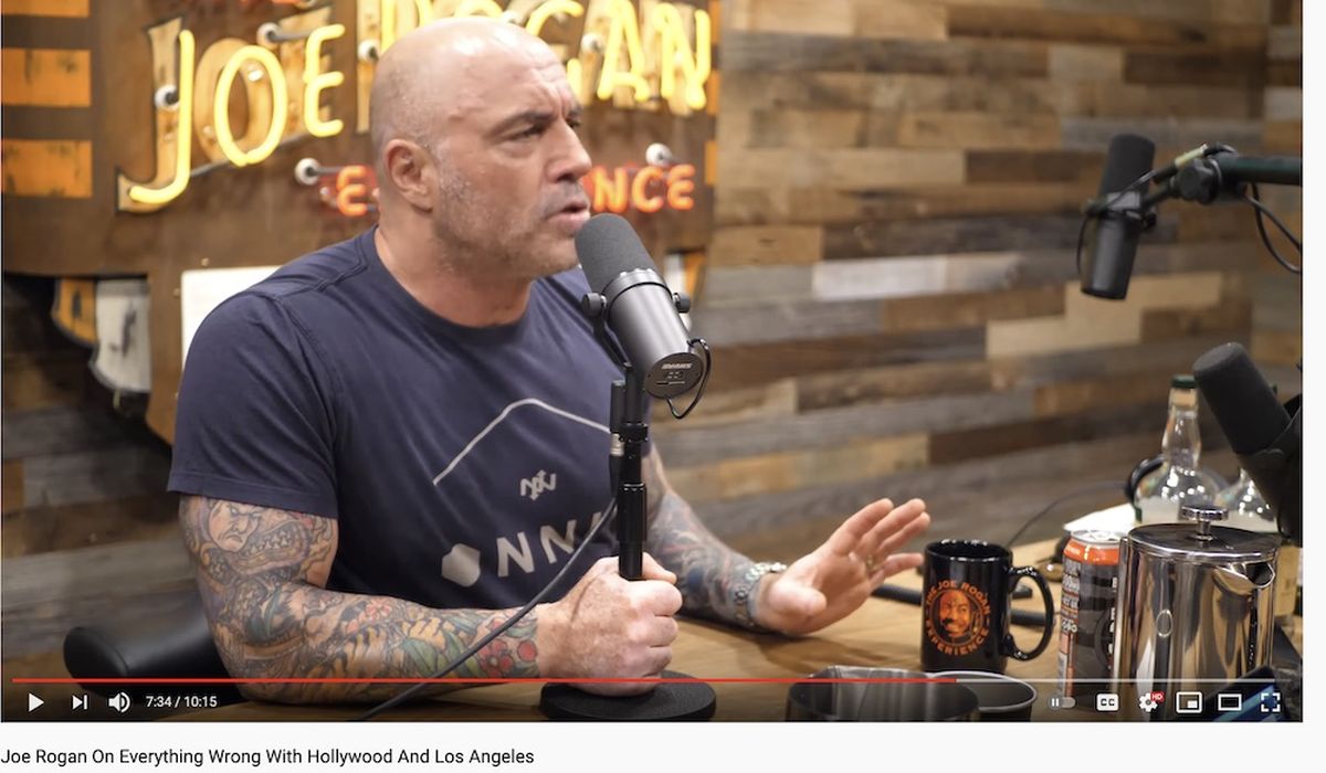Joe Rogan says he tested positive for COVID-19, took
unproven drug despite FDA, CDC warnings 1