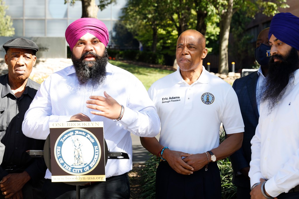 Queens family donates COVID-19 oxygen machines to NYC
hospitals 1
