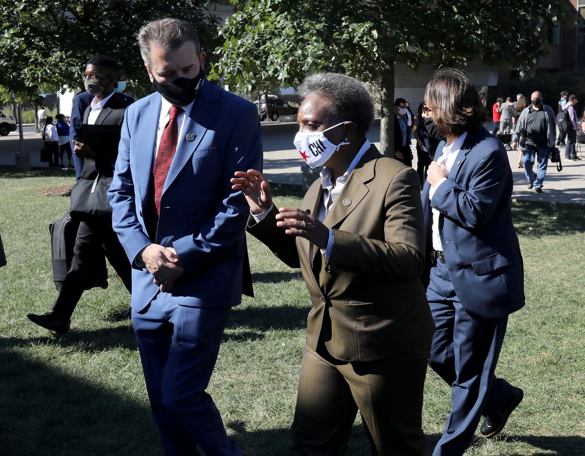 Pedro Martinez named as next CEO of Chicago Public
Schools 1 Pedro Martinez named as next CEO of Chicago Public
Schools 1