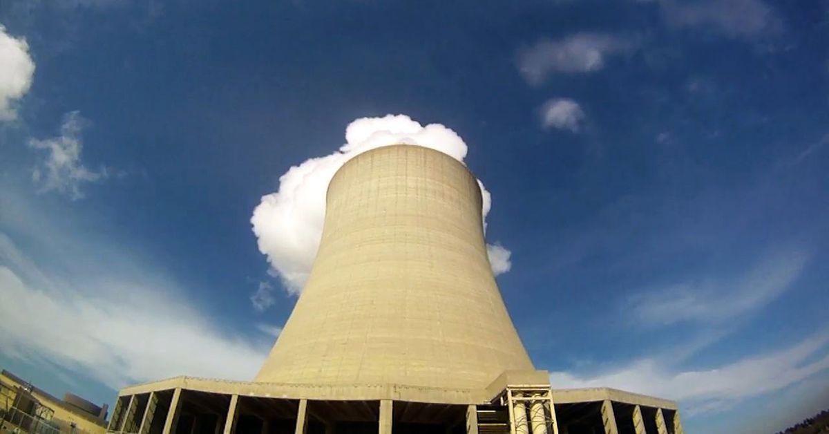 Energy legislation passes Senate, Pritzker vows to sign it
into law — and Exelon moves to keep nuke plants open 1