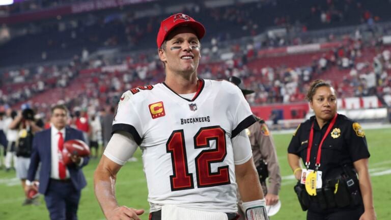 Tom Brady pokes fun at Patriots fans in new crypto
commercial 1