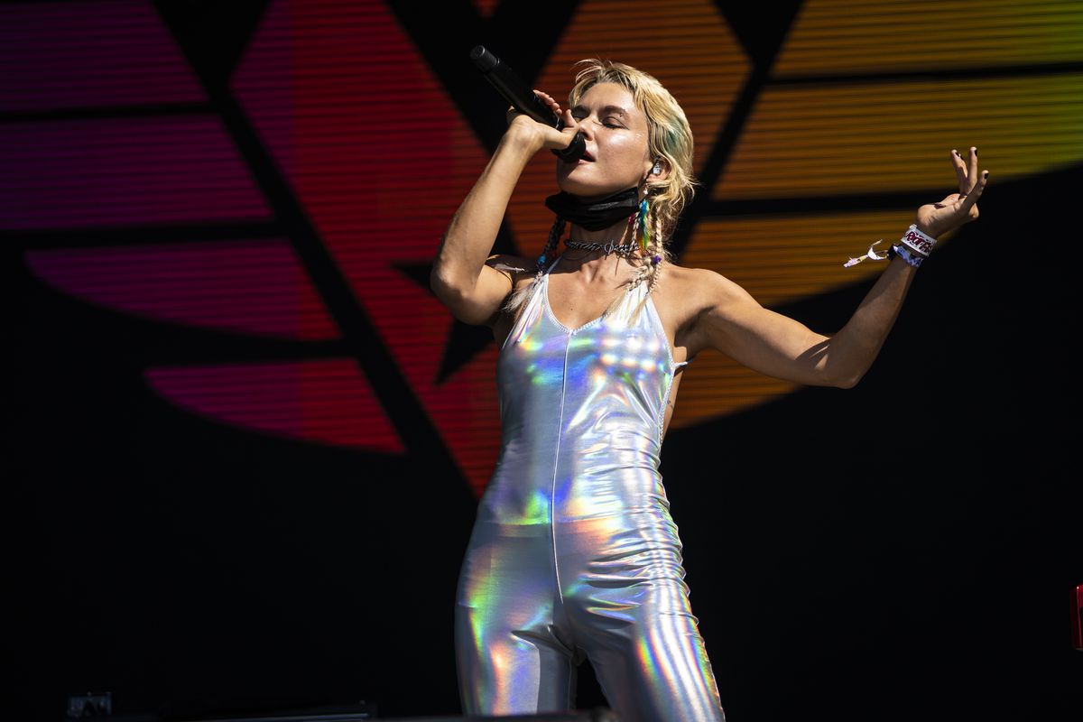 Riot Fest Day 2: Amigo the Devil and Meg Myers get the party
started 1