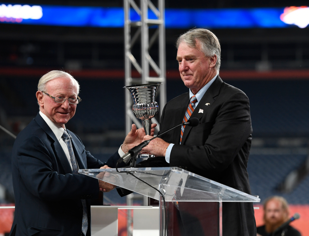 Broncos Briefs: Big crowd at preseason game has
president/CEO Joe Ellis excited for Week 3 home opener 1