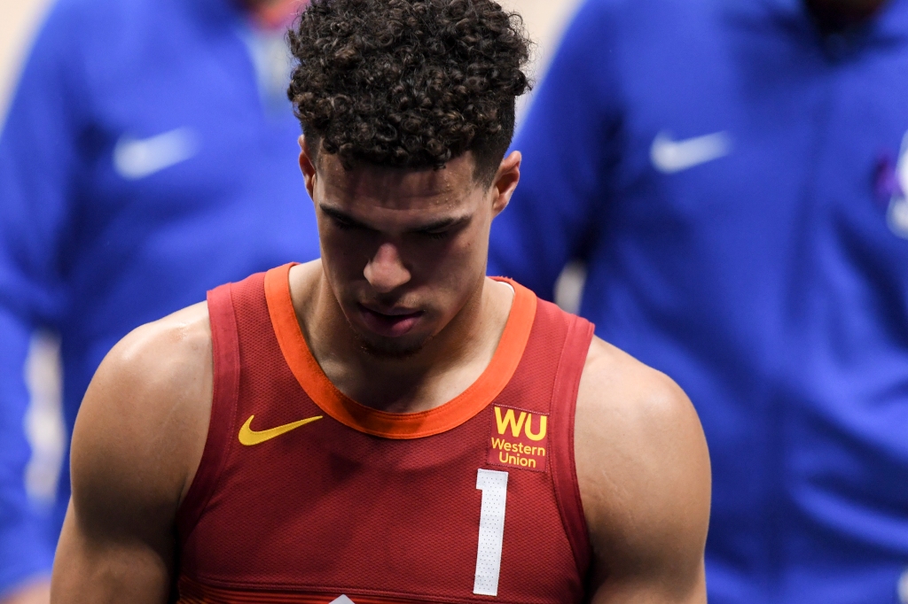 Kiszla: Refusal to get COVID-19 vaccine makes Michael Porter
Jr. a rebel without a clue 1