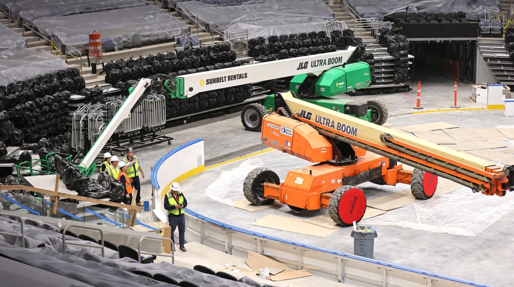 Islanders’ new UBS Arena on pace to open on time 1