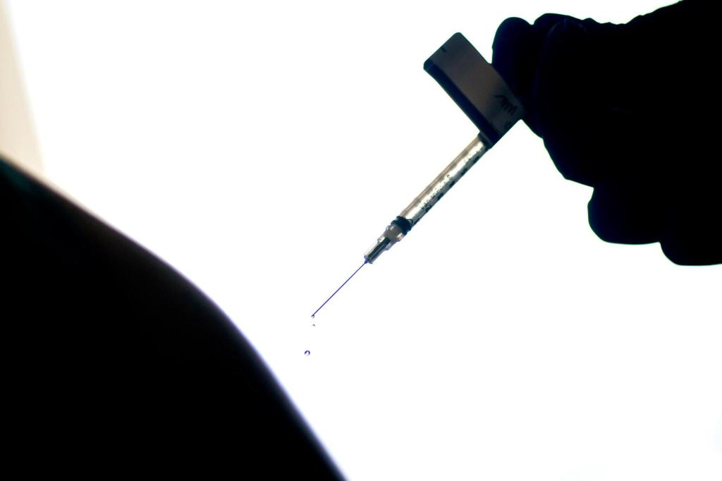 Pfizer says COVID-19 vaccine works in kids ages 5 to
11 1