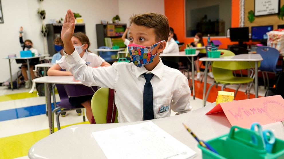 Judge: Florida can't enforce ban on school mask
mandates 1 Judge: Florida can't enforce ban on school mask
mandates 1