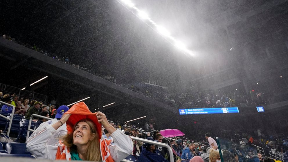 Remnants of Hurricane Ida hit US Open, creating some
chaos 1