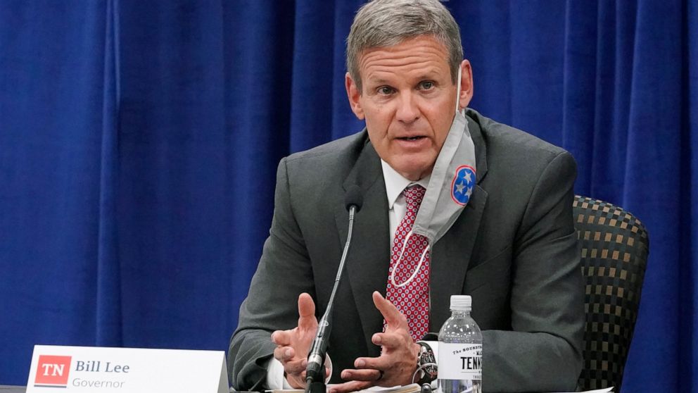 Judge: Tennessee gov.'s mask opt-out can endanger disabled
kids 1