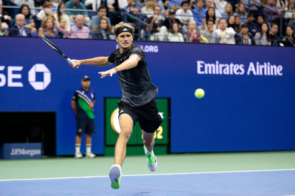 Novak Djokovic on doorstep of history with US Open semifinal
win 1