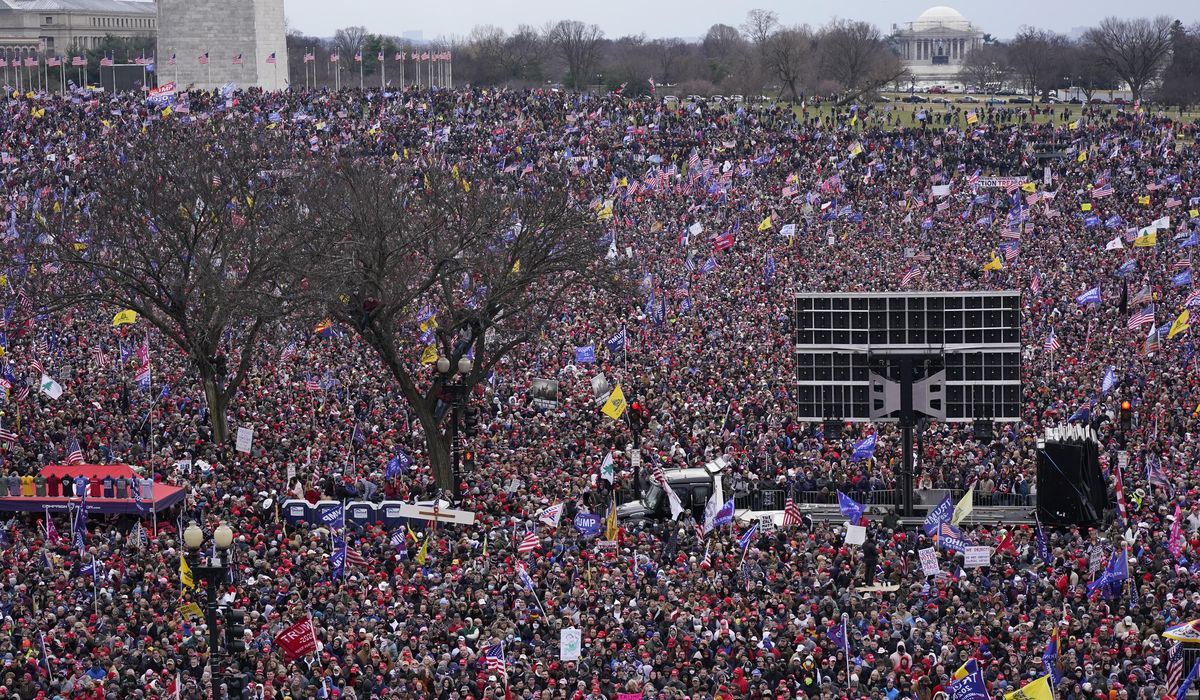 Jan. 6 emails detail gun arrests on morning of Capitol riot;
person had rifle on National Mall 1