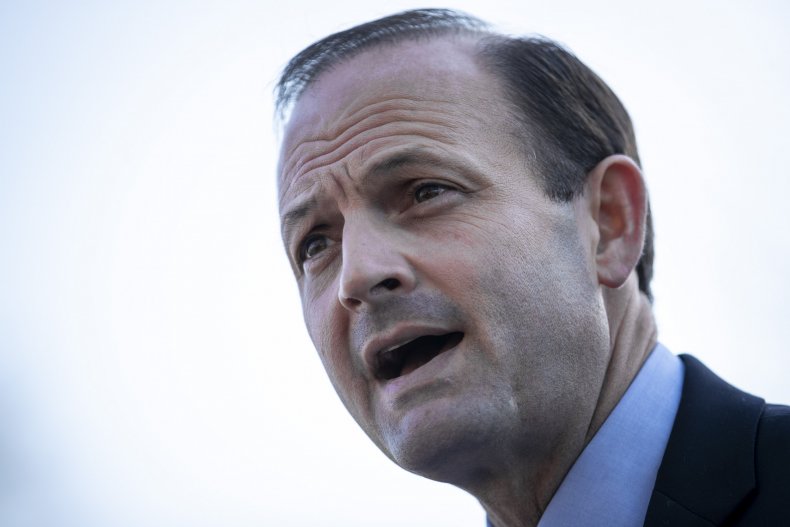 South Carolina's AG Asks for Removal From ACLU's Mask
Lawsuit, Says He Didn't Violate Laws 1