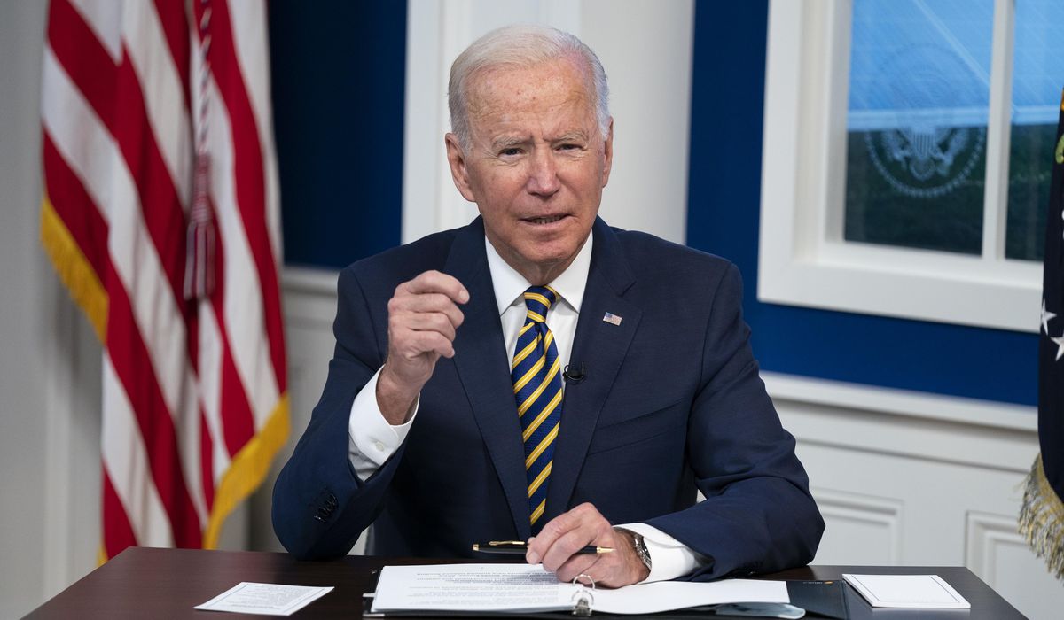 White House: Joe Biden will get COVID-19 booster vaccine on
camera 1