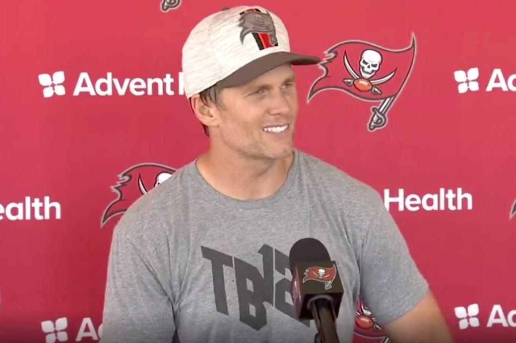 Tom Brady doesn’t sound great ahead of Patriots
showdown 1