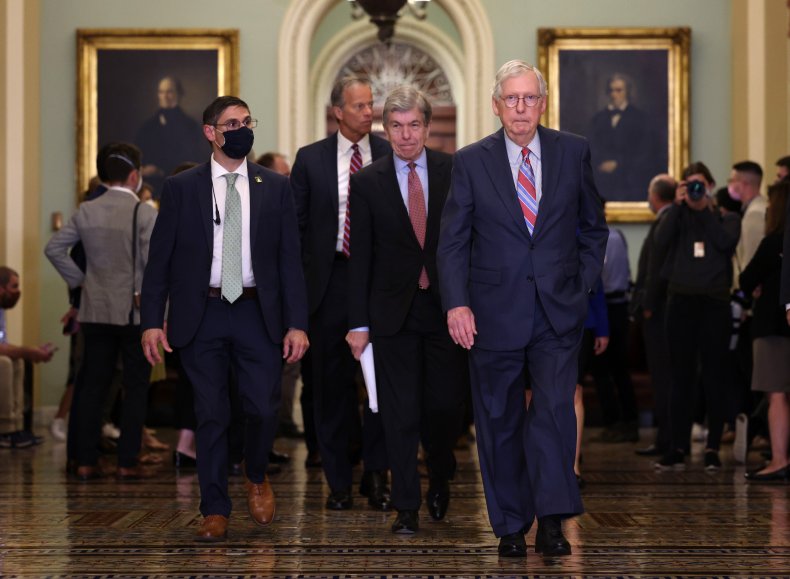 Missouri AG, Eyeing U.S. Senate Job, Sues Constituents Over
Mask Mandates 1
