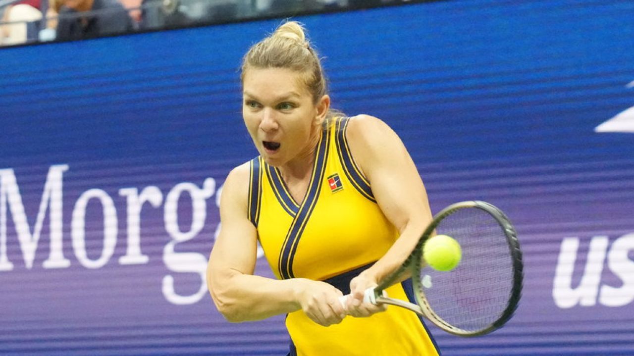 U.S. Open: Victoria Azarenka, Garbine Muguruza and
Simona Halep reach third round 1