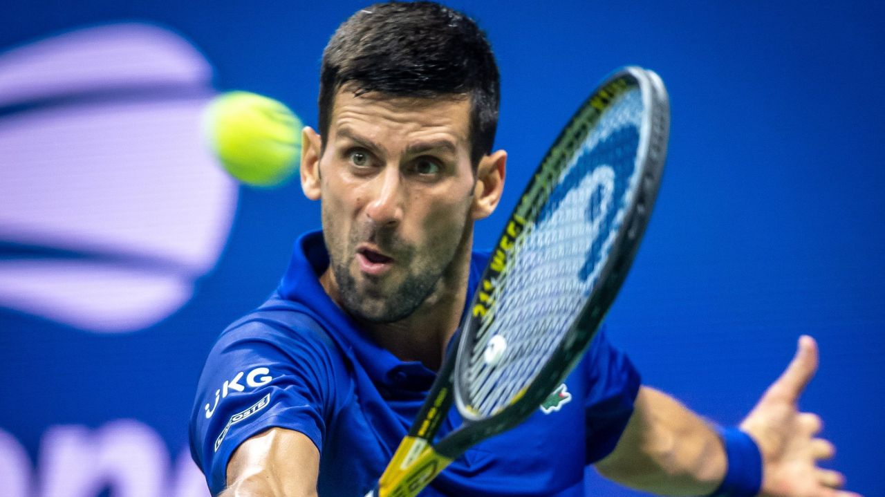 U.S. Open men's final: Novak Djokovic makes his historic
serve 1