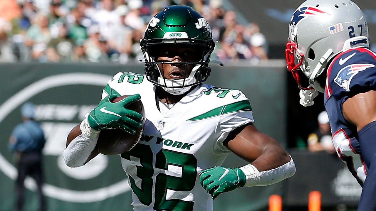 Jets see improvement in running game, offensive line in loss
to Patriots 1