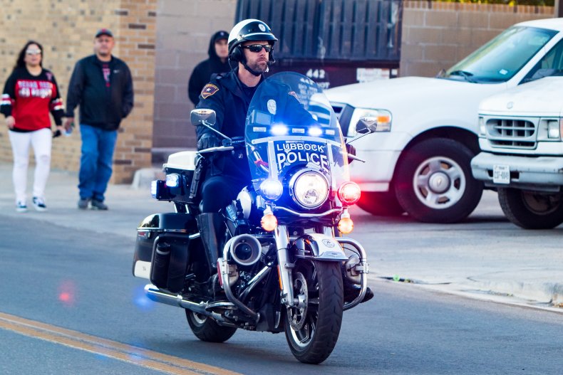 Man Sues Police Officer, City for Excessive Force After
Being Paralyzed in Shooting 1