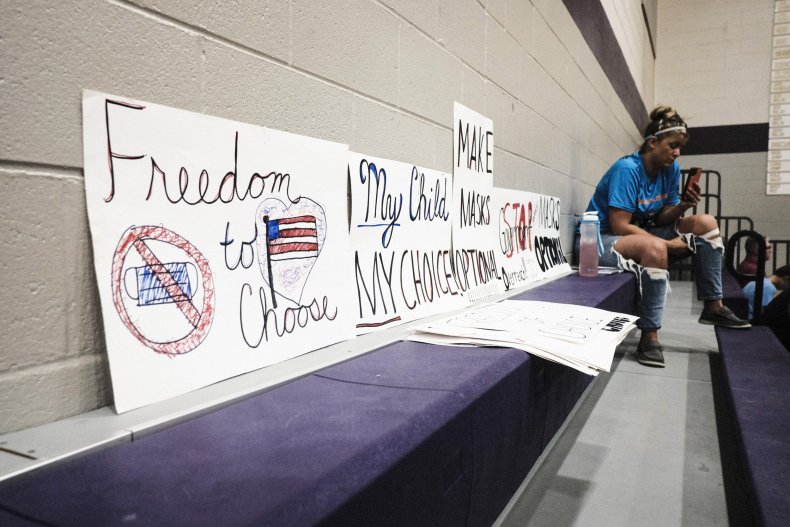Oklahoma Judge Rules State Can't Block School Mask Mandates,
Must Allow Parental Exemptions 1