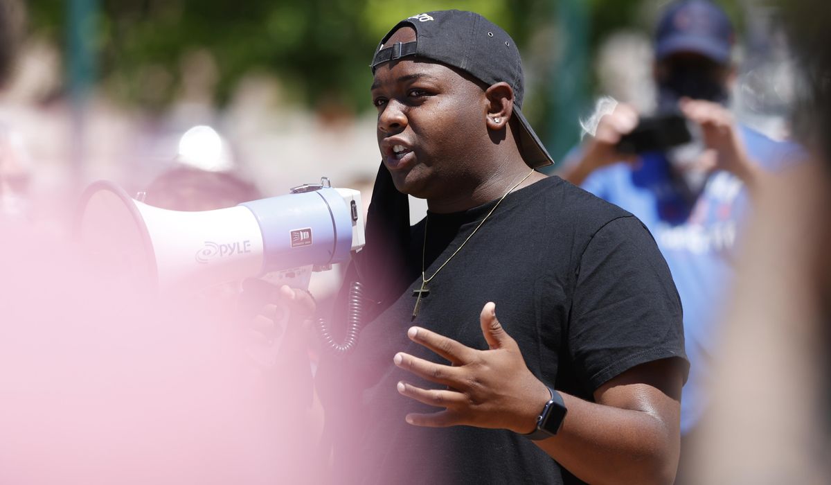 Tay Anderson protest: Denver students walk out to demand
removal of school board member 1