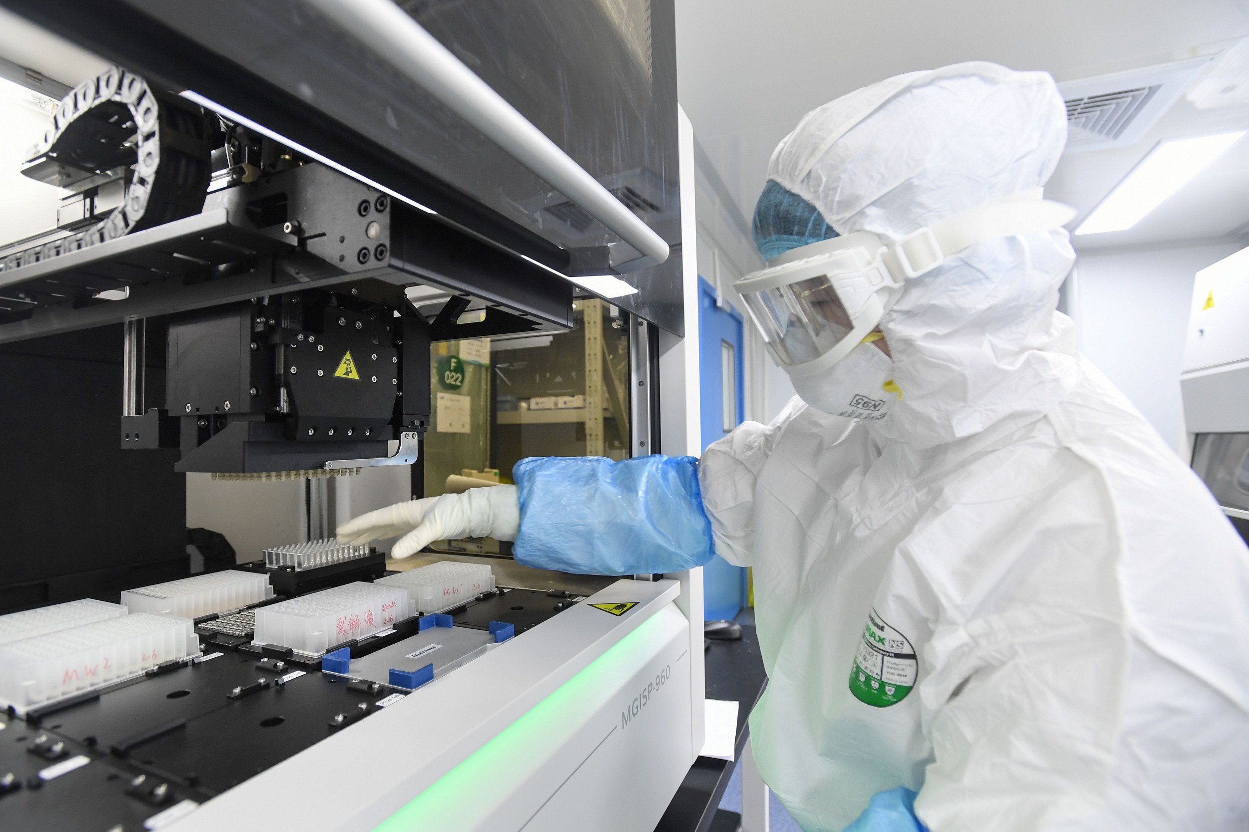 COVID-19 Live Updates: R.1 variant 'contains five mutations'
seen in 'variants of concern' 1