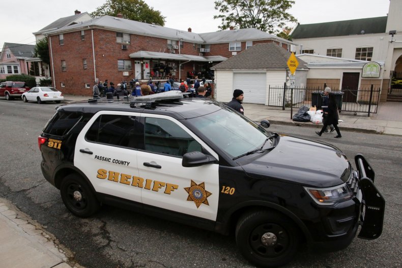 N.J. Police Unions Still Oppose Vaccine Mandates as 22
Officers Die From COVID Last Week 1