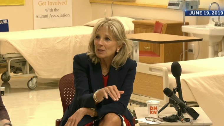 Jill Biden returns to the classroom as a working first
lady 1
