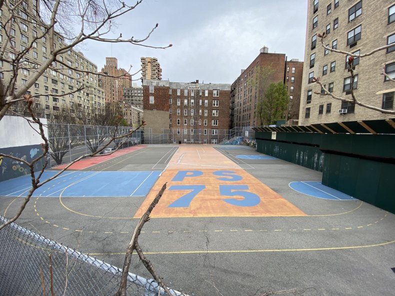 NYC School Closes After First Week of Classes Due to COVID
Cases, Will Go to Remote Learning 1