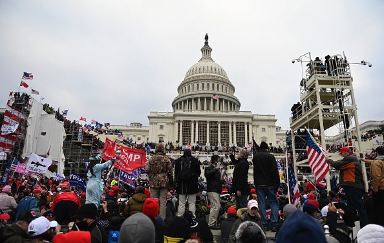Oath Keepers Data Leak Reveals Active NYC Police Officers as
Members of Far-Right Militia 1