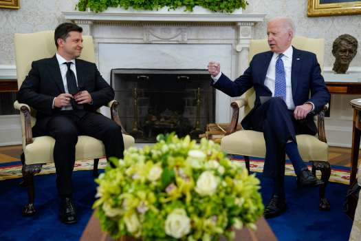 Ukraine president finally gets his Oval Office visit 1