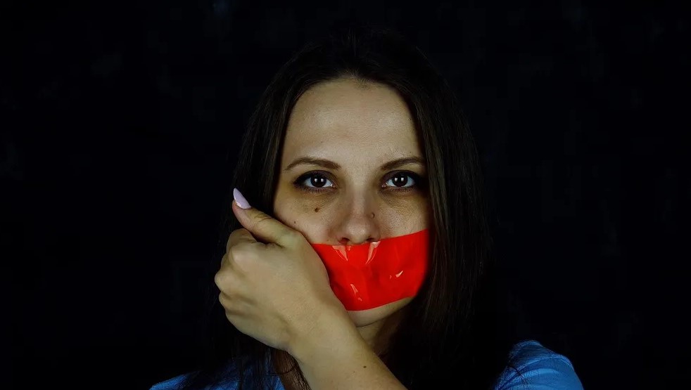 Student Booted as Newspaper’s Editor-in-Chief Over Mask
Mandate Editorial 1