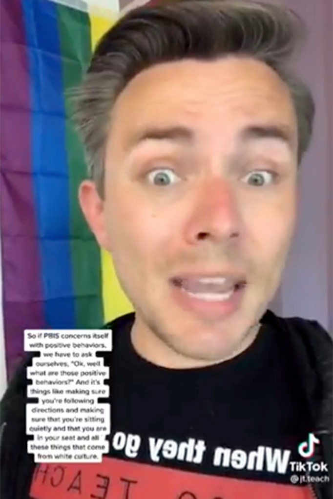 Virginia high school teacher says making kids behave in
class is ‘white supremacy’ 1