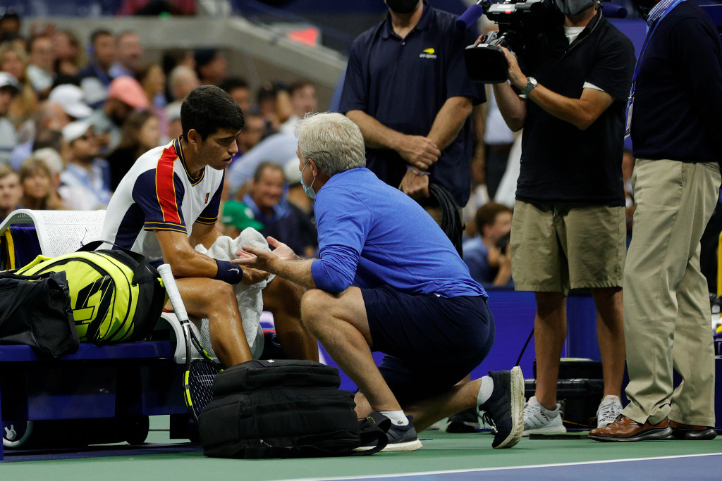 Carlos Alcaraz retires in second set of US Open
semifinals 1