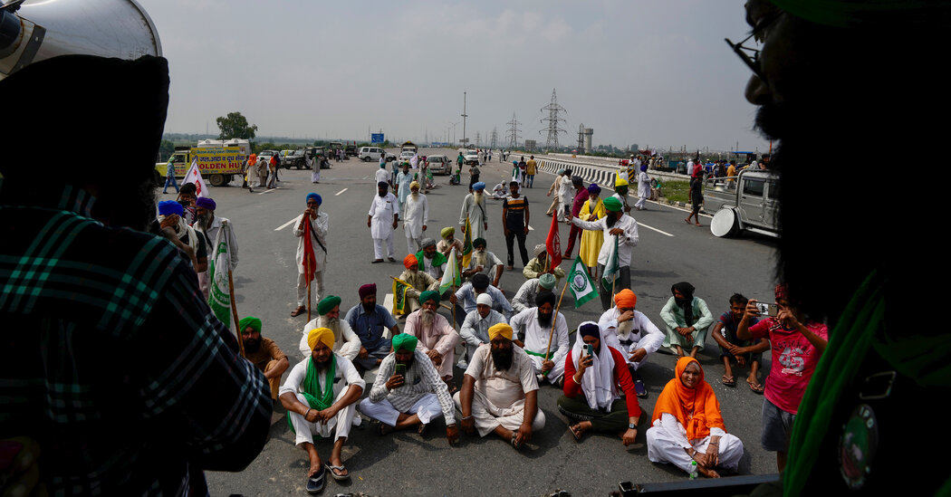 India Farm Protests Threaten to Worsen After 8
Killed 1