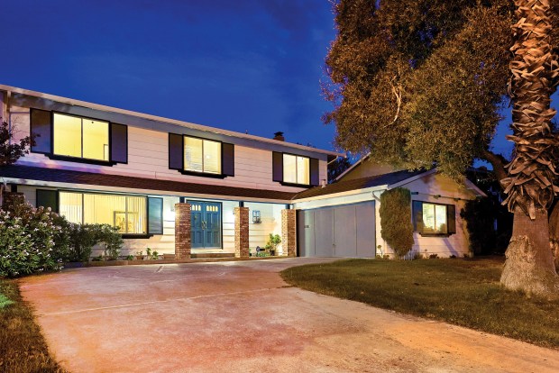 Almaden Valley home with top schools, pool and Cabana Club
membership 1